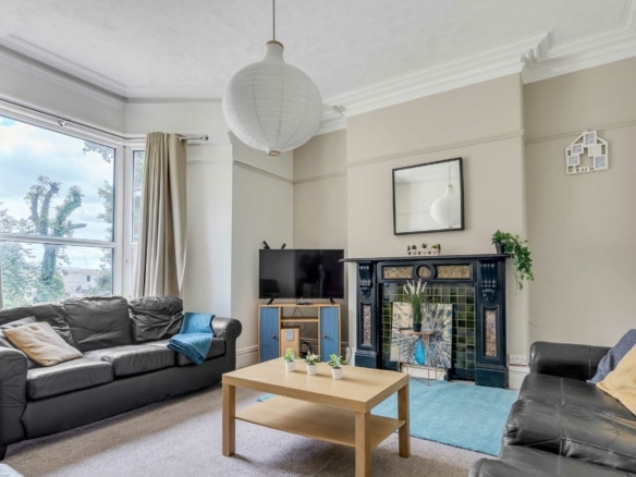 7 bedroom student house to rent at Uplands, Swansea