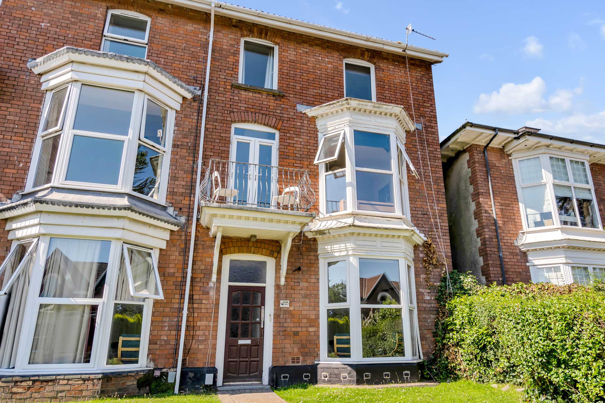 10 bedroom student house to rent in Uplands, Sketty Road, Swansea SA2 0LJ