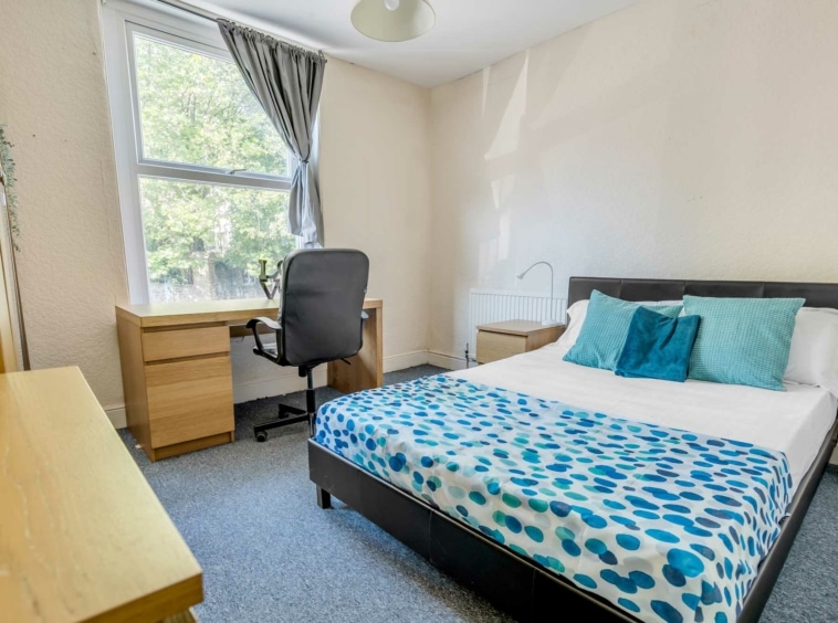 10 bedroom student house to rent in Uplands, Sketty Road, Swansea SA2 0LJ