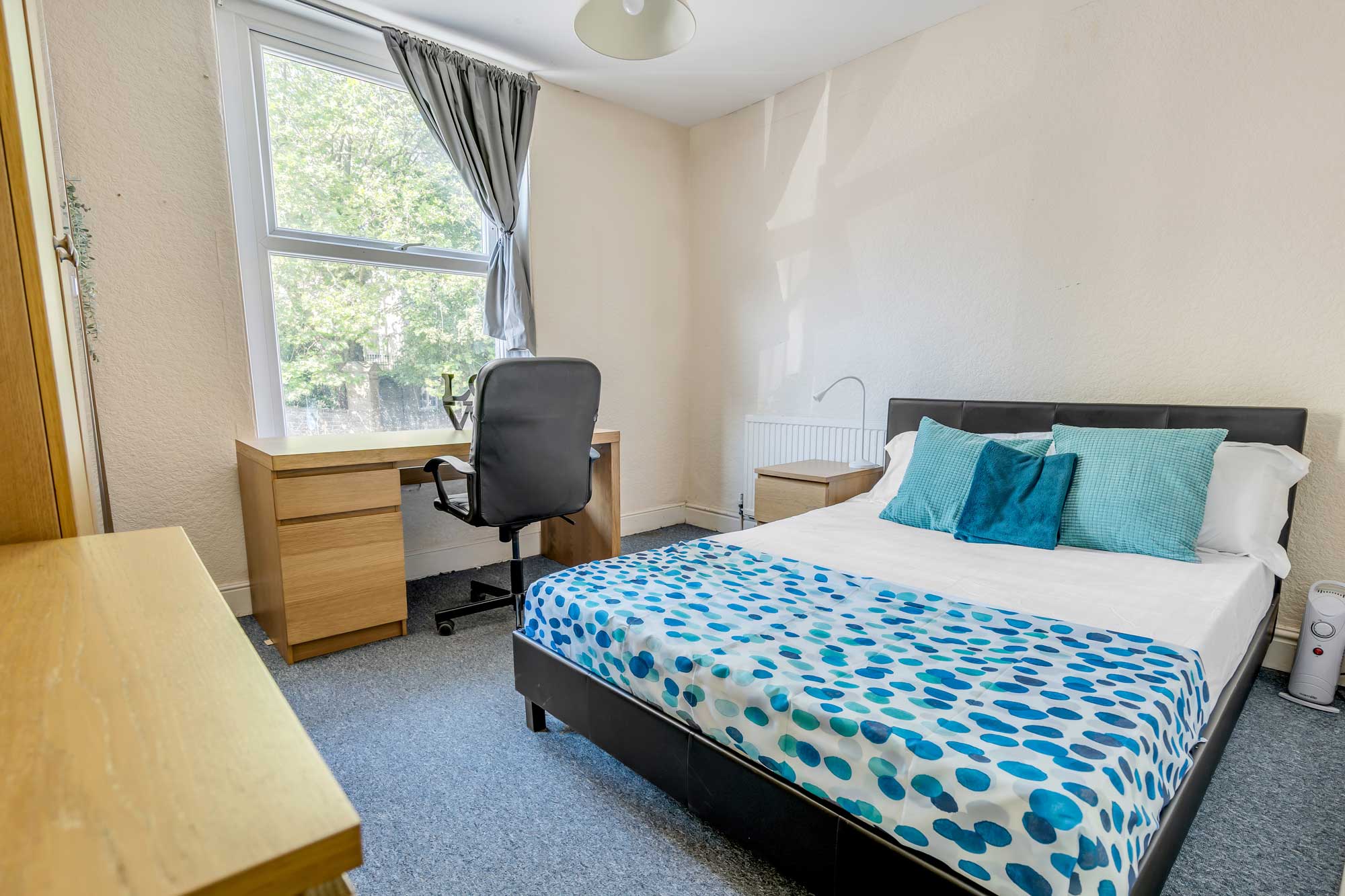 10 bedroom student house to rent in Uplands, Sketty Road, Swansea SA2 0LJ