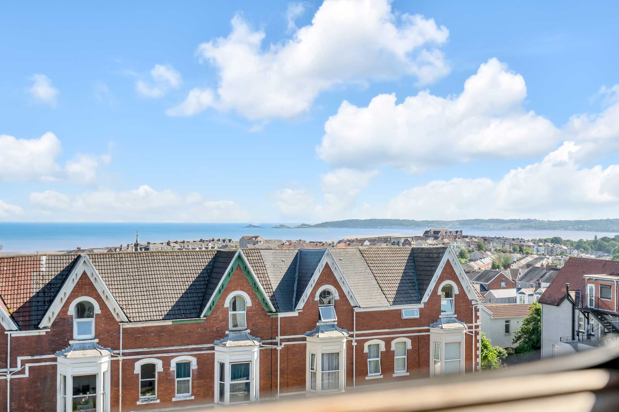 10 bedroom student house to rent in Uplands, Sketty Road, Swansea SA2 0LJ