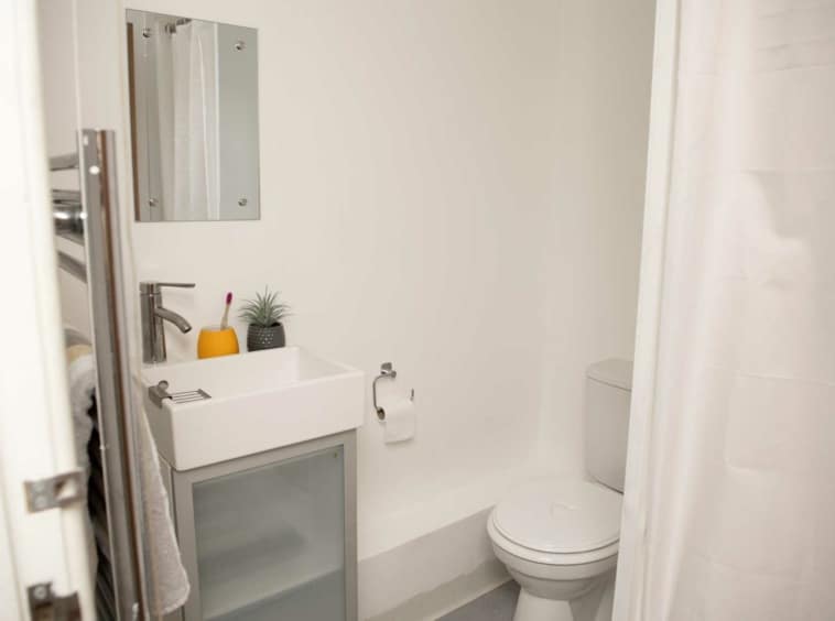 Student flat at The Mutley Tavern, one bedroom studio apartment in Plymouth