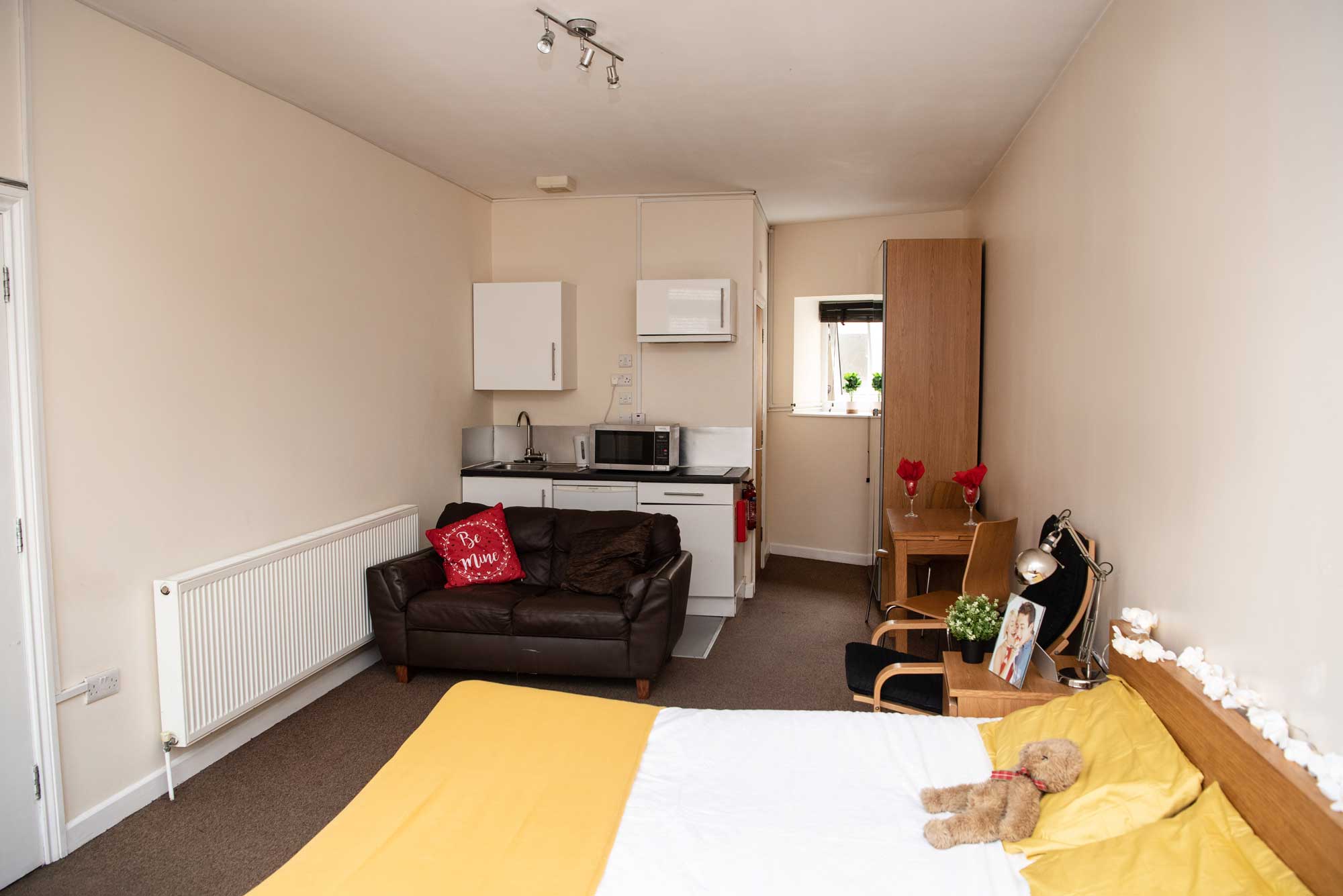 Student flat at The Mutley Tavern, one bedroom studio apartment in Plymouth