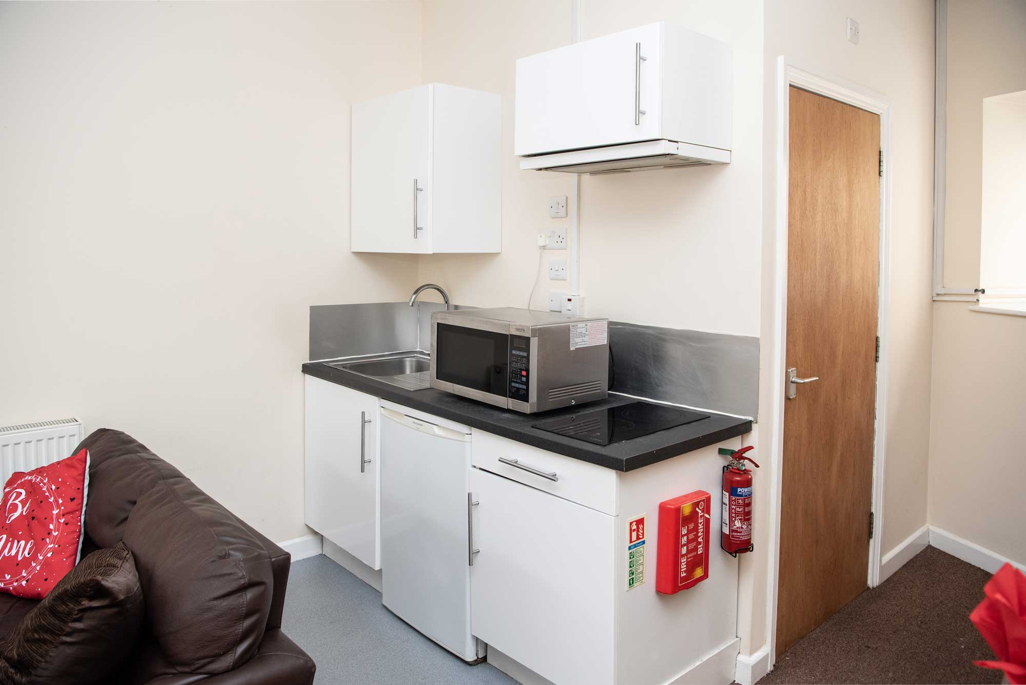 Student flat at The Mutley Tavern, one bedroom studio apartment in Plymouth